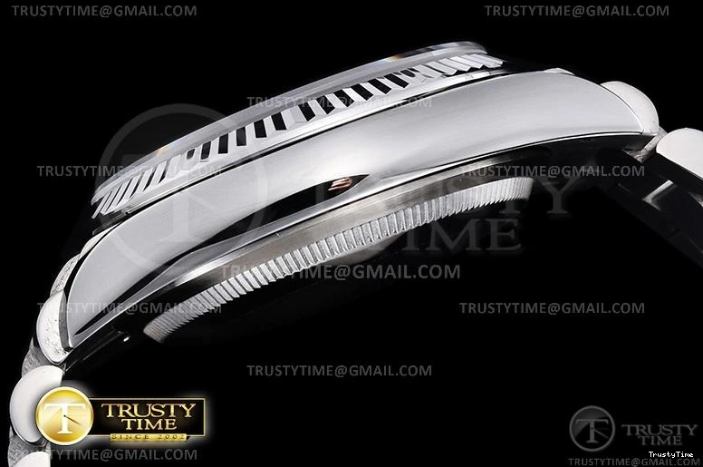 0411 ModernLook RDD0224B – DayDate 36mm 747